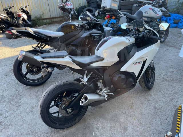 Honda CBR 1000RR Fireblade. 1 000. ., , ,   