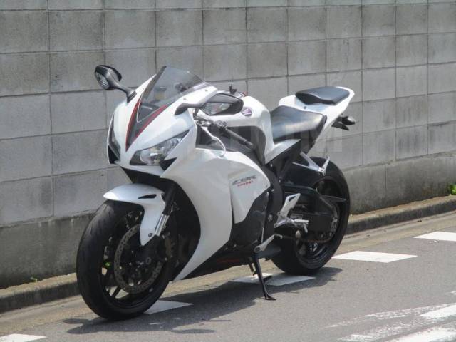 Honda CBR 1000RR Fireblade. 1 000. ., , ,   