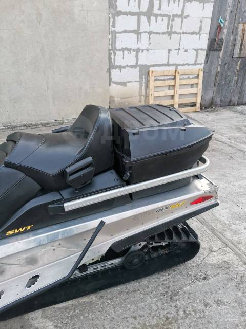 BRP Ski-Doo Skandic SWT. ,  ,   