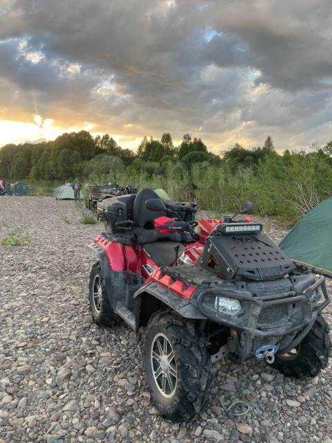 Polaris Sportsman Touring 850. ,  \,   