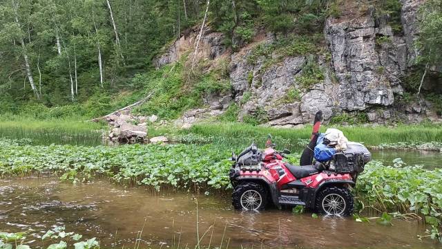 Polaris Sportsman Touring 850. ,  \,   