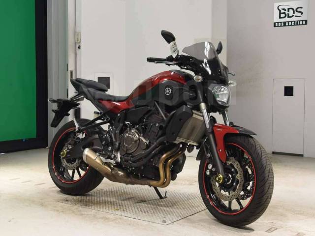 Yamaha MT-07. 700. ., , ,  .     