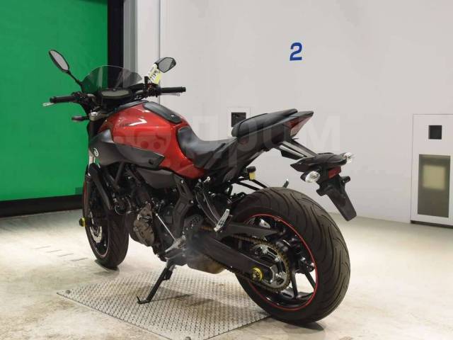 Yamaha MT-07. 700. ., , ,  .     