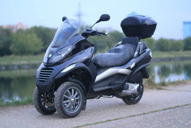 Скутер Piaggio mp3