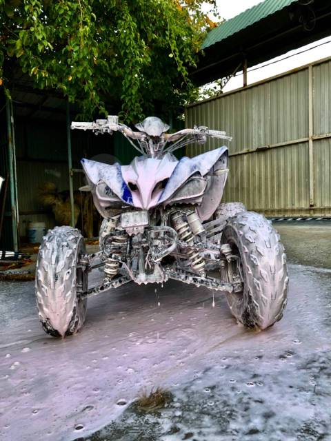 Yamaha Raptor. ,  \,   