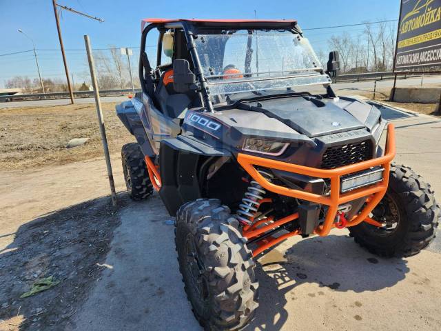 Polaris RZR. ,  \,   