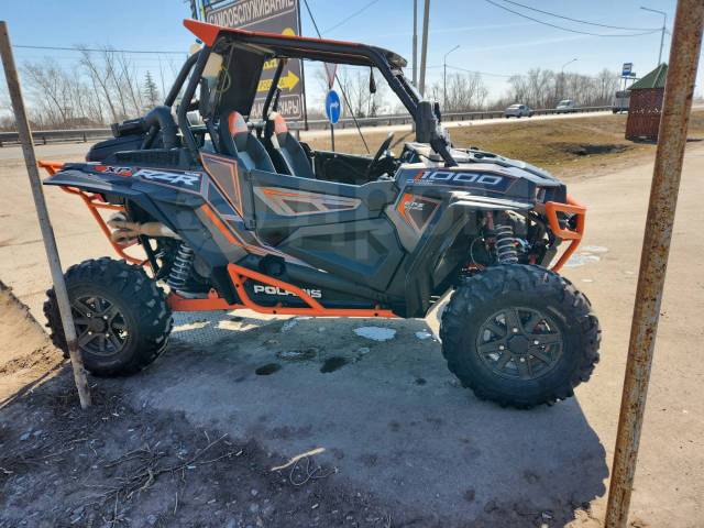 Polaris RZR. ,  \,   