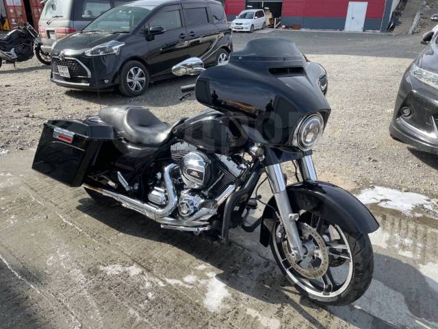 Harley-Davidson Street Glide. 1 750. ., , ,   