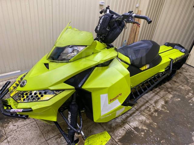 BRP Ski-Doo Summit Freeride. ,  ,   