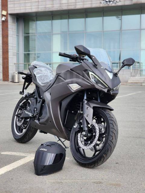 Yamaha R1. 5 000. ., ,  ,  .     