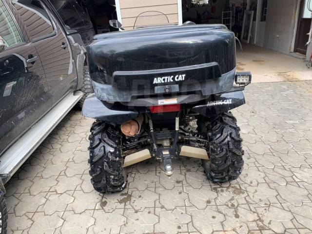 Arctic Cat 700. ,  \,   