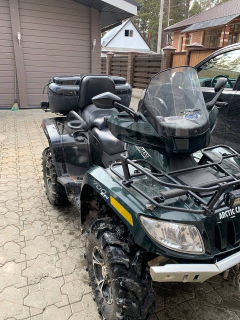 Arctic Cat 700. ,  \,   