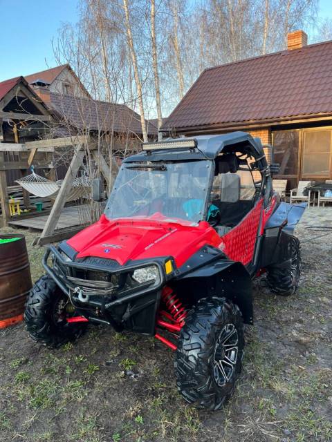 Polaris RZR 900. ,  \,   