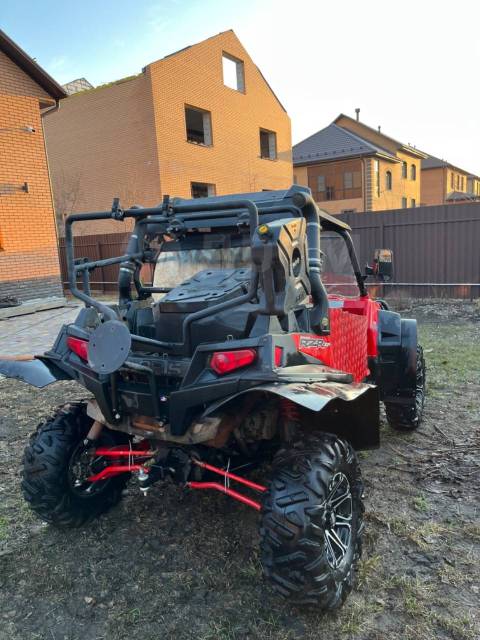 Polaris RZR 900. ,  \,   