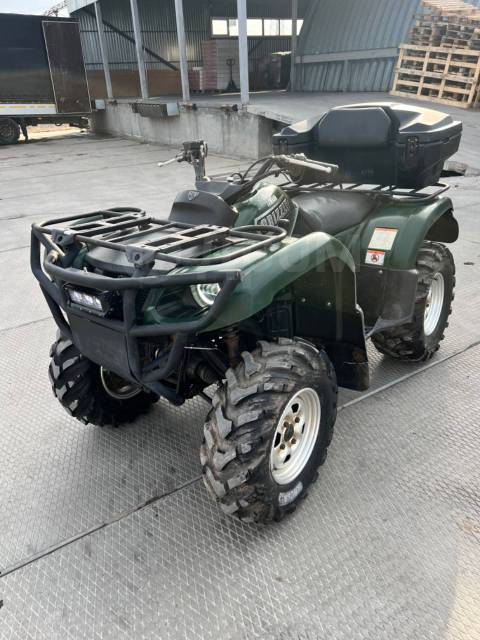 Yamaha Grizzly 660. ,  \,   