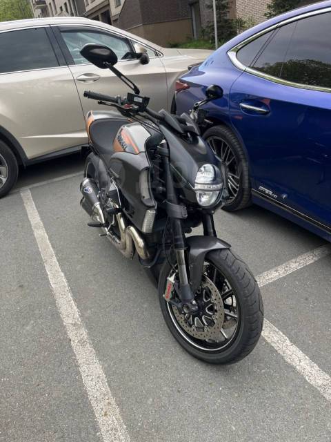 Ducati Diavel Carbon. 1 200. ., , ,   