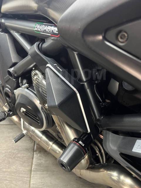 Ducati Diavel Carbon. 1 200. ., , ,   