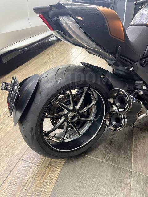 Ducati Diavel Carbon. 1 200. ., , ,   