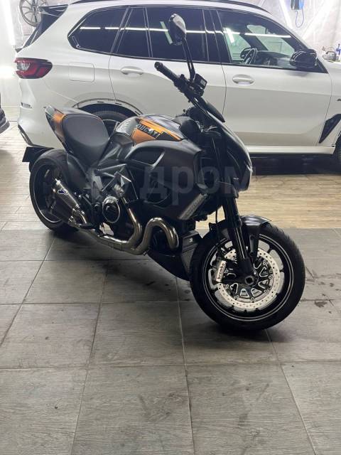 Ducati Diavel Carbon. 1 200. ., , ,   