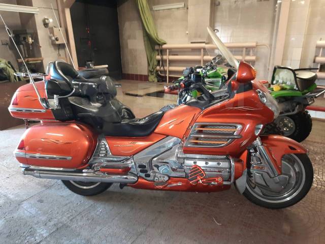 Honda Gold Wing 2003 1 800 . . 4