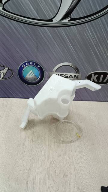 Купить Бачок омывателя Nissan X-Trail T31 2007-2014 [289103UY0A] в ...