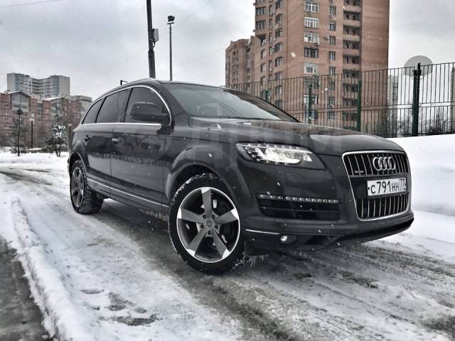 RIVERTOYS автомобиль Audi q7 quattro