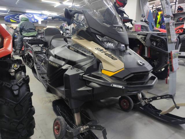 BRP Ski-Doo Skandic SWT. ,  ,  .     