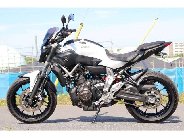 Yamaha MT-07. 700. ., , ,  .     