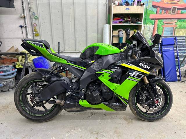 Kawasaki Ninja ZX 10r 2010