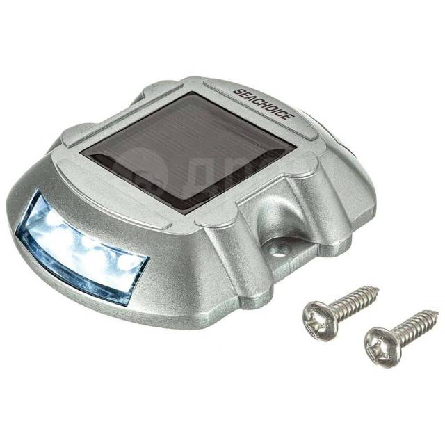  Base    Cool White 7-8 Lumens Seachoice 50-03701 