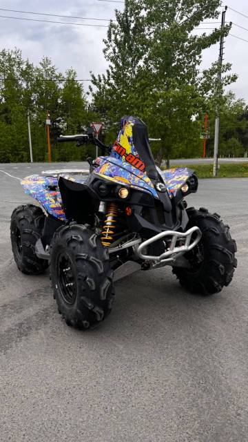 BRP Can-Am Renegade 800. ,  \,   