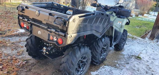 BRP Can-Am Outlander 1000. ,  \,   