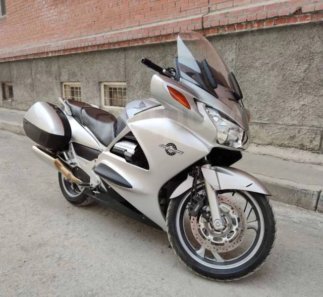 Honda ST 1300. 1 300. ., , ,   