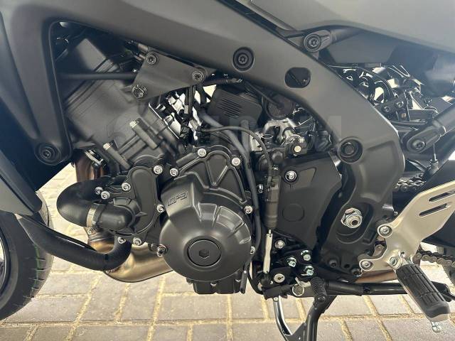 Yamaha MT-09 Tracer. 890. ., , ,  .     