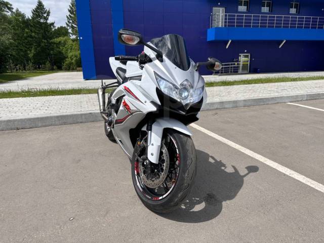 Suzuki GSX-R 750. 750. ., , ,   