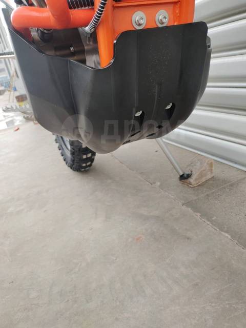 Regulmoto Crosstrec 300. 300. ., , ,   