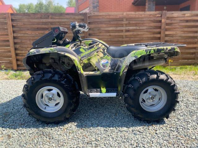 Yamaha Grizzly 700. ,  \,   