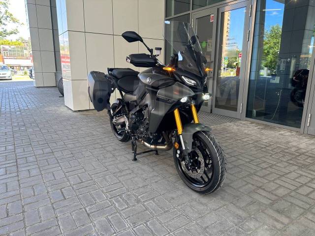 Yamaha MT-09 Tracer. 890. ., , ,  .     