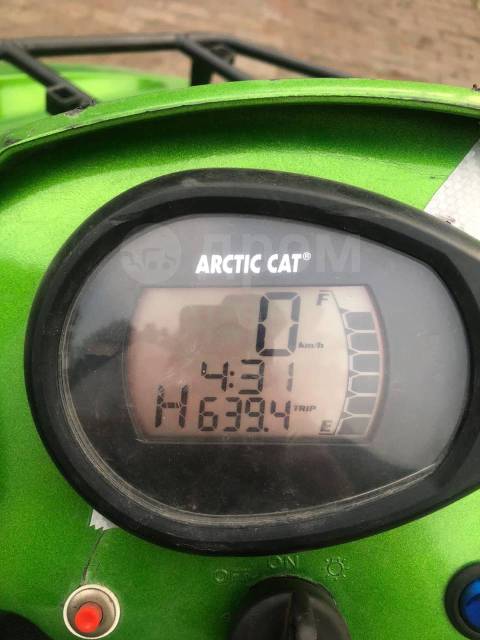 Arctic Cat 700. ,  \,   