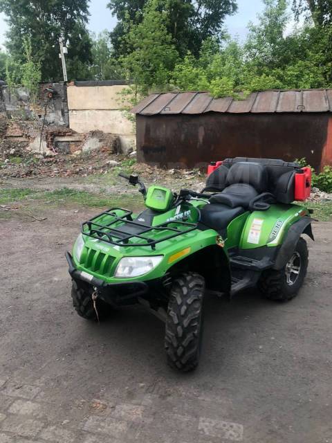 Arctic Cat 700. ,  \,   