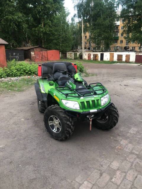 Arctic Cat 700. ,  \,   