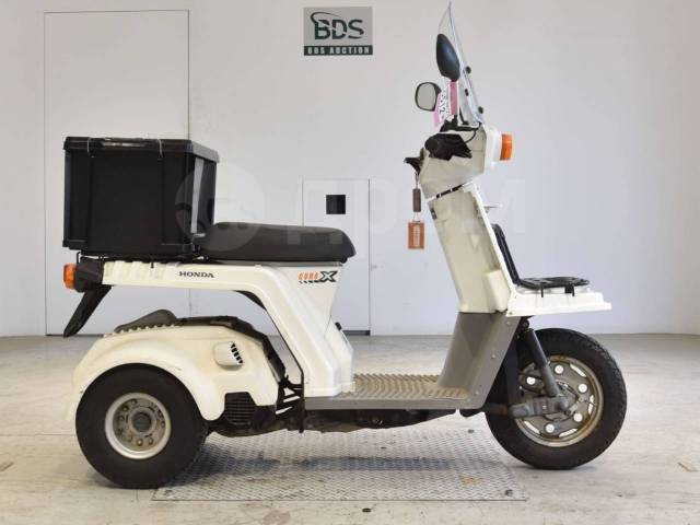 1967 Gyro x self Balancing two Wheeler