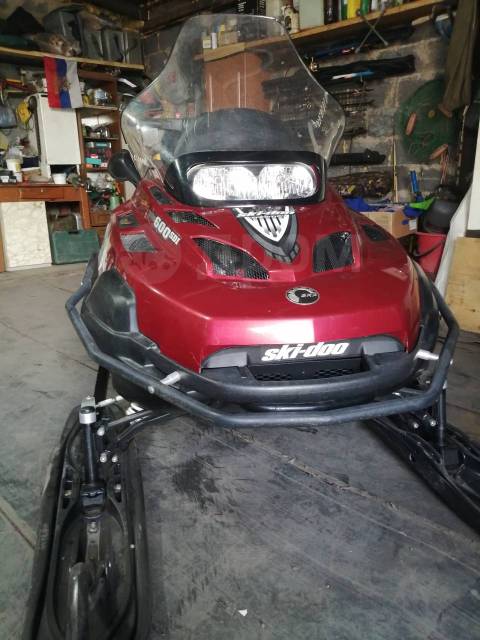 BRP Ski-Doo Expedition. ,  ,   