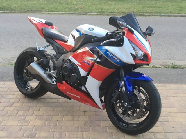 Honda CBR 1000RR Fireblade. 1 000. ., , ,   