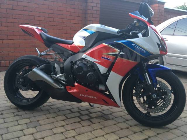 Honda CBR 1000RR Fireblade. 1 000. ., , ,   