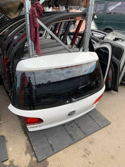 Купить Крышка багажника Volkswagen Golf 6 2009-2013 Белая. из Японии ...