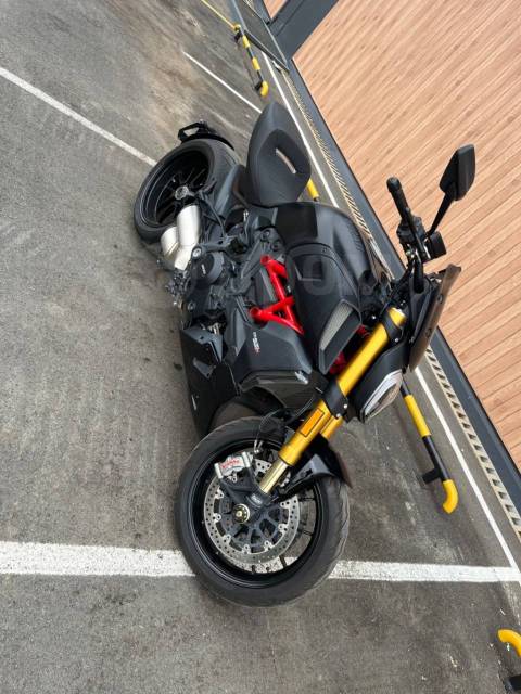 Ducati Diavel. 1 260. ., , ,   