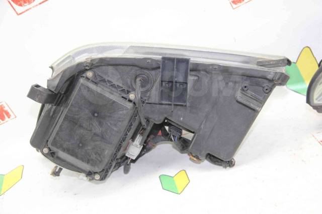 Toyota Harrier: SUV Mewah yang Menawan dengan Sentuhan AFS (Adaptive Front Lighting System)