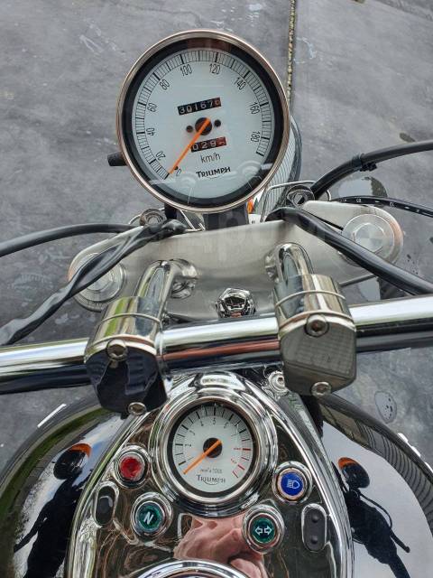 Triumph Speedmaster. 865. ., , ,   