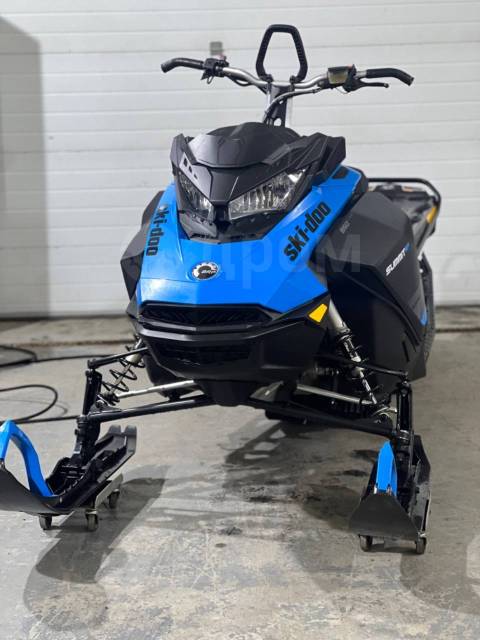 BRP Ski-Doo Summit SP. ,  ,   